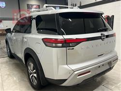 نیسان پاسفایندەر